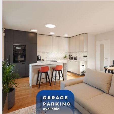 Luxury Sunny Home - Garage Parking, Metro, Balcony, Ps5 With Games Praha Bagian luar foto